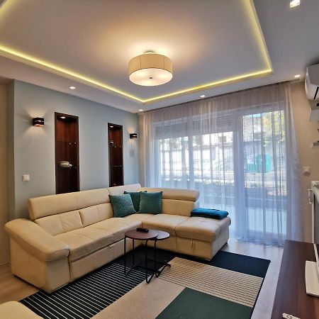 Luna Apartment Boedapest Buitenkant foto